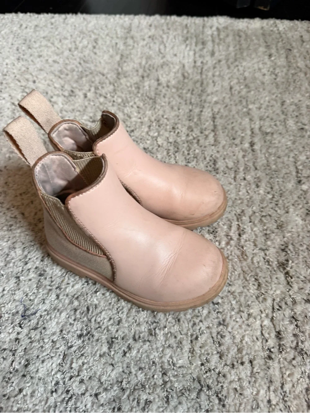 Native Pink Chelsea Kids Boots size 9 toddler
